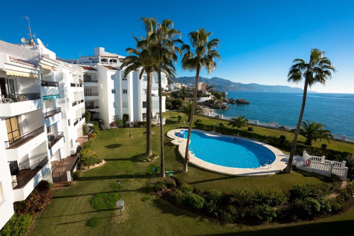 Palmeras 72 Menyber Nerja Exterior photo