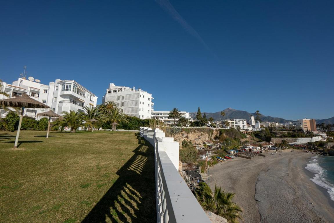 Palmeras 72 Menyber Nerja Exterior photo